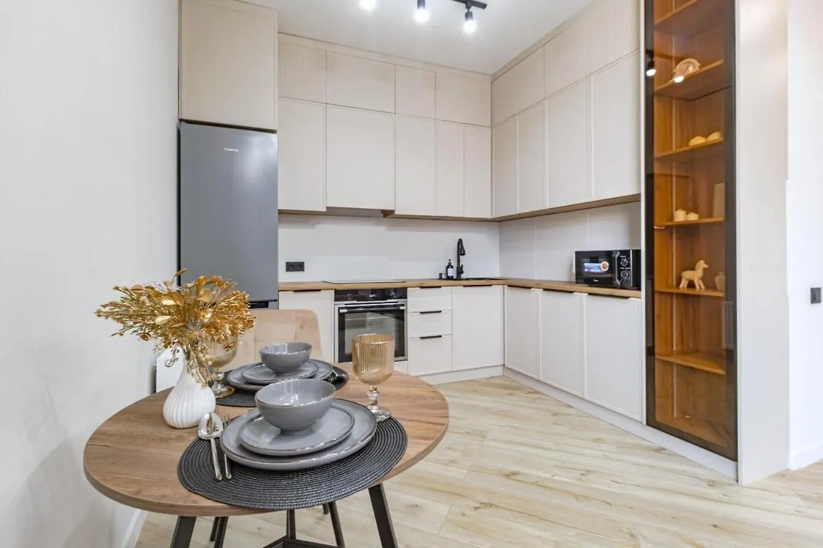 In The Center With New Renovation Apartment Nur-Sultan