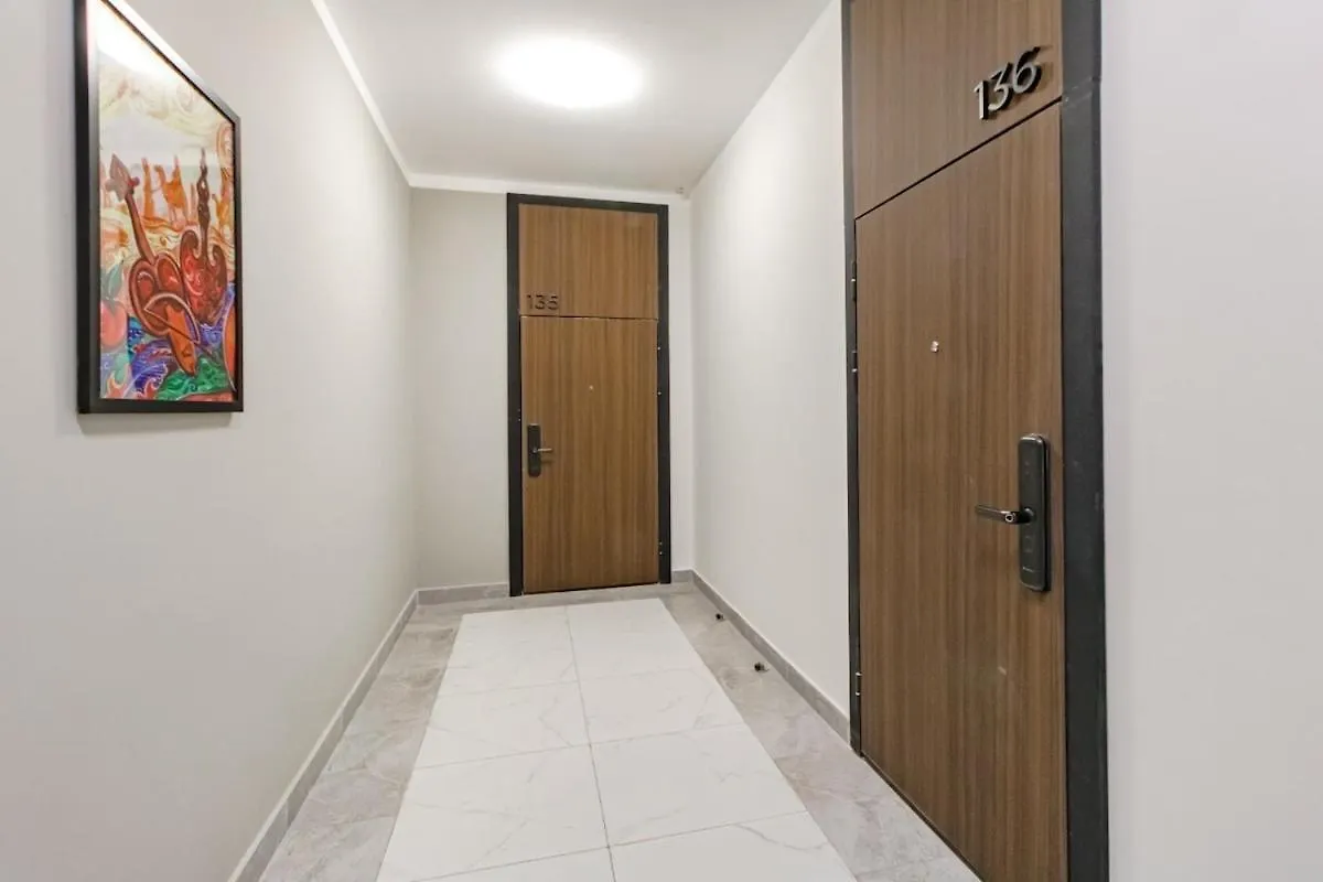 In The Center With New Renovation Apartment Nur-Sultan  0*, Nur-Sultan (Astana)